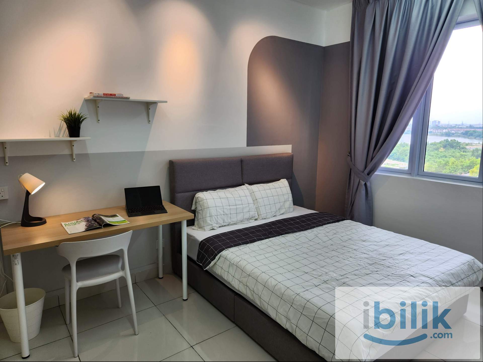 Master Bedroom - Image 2