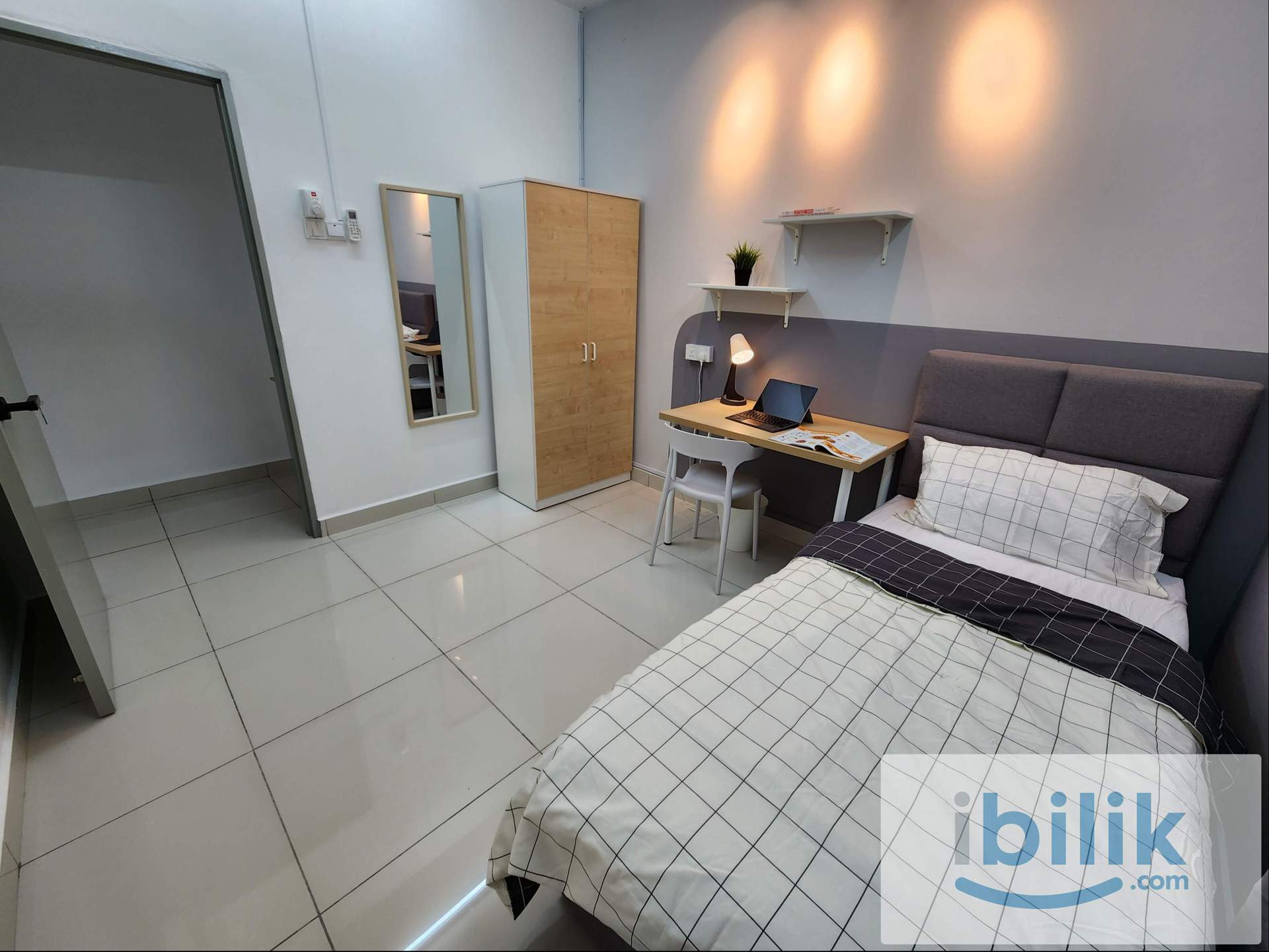 Single Room - Image 3