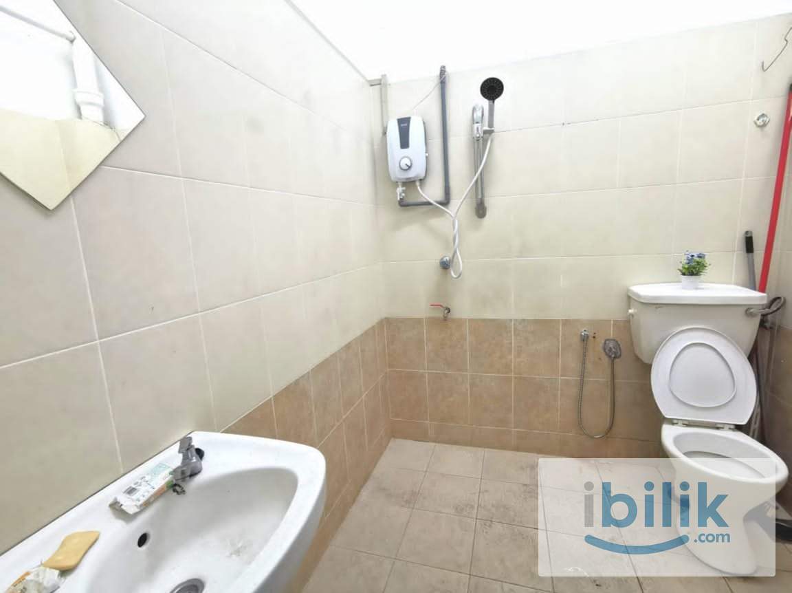 {FREE 1 MONTH RENTAL & 1 MONTH DEPOSIT} Mix Gender Single Room at Taman Connaught Cheras, UCSI University, KL - Image 2