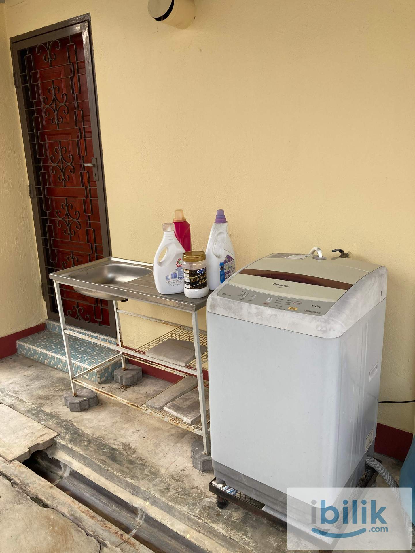 Fully furnished room at Bukit Baru, Malacca, about half Km from General Hospital, near Batu Berendam Industrial. - Image 5
