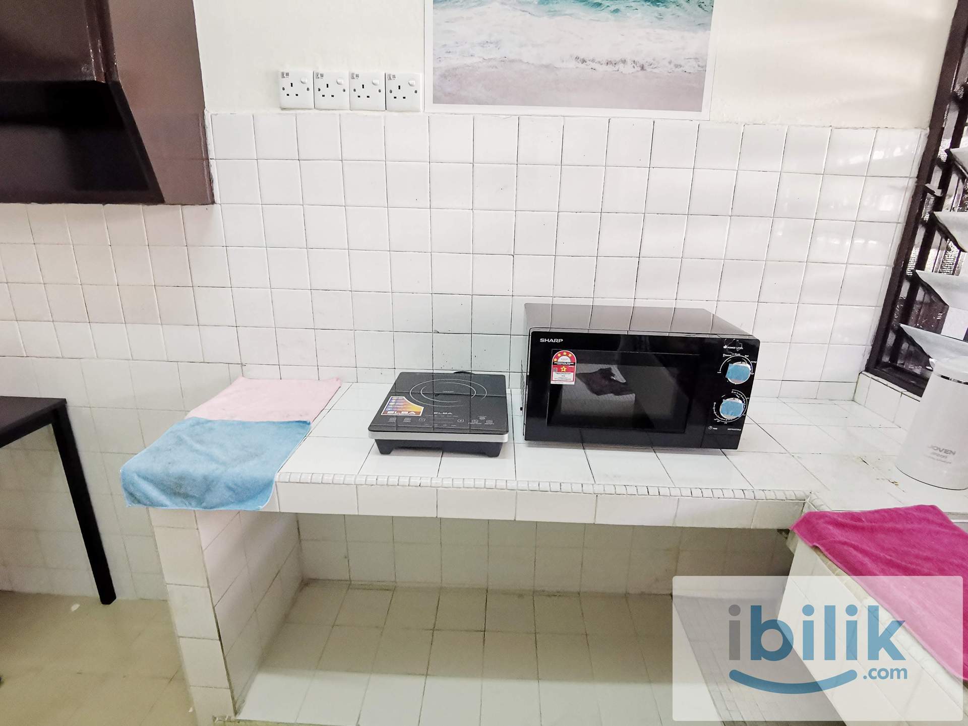 MRT & UCSI - Minimalist Medium Room with Balcony at Taman Connaught Cheras - Image 6