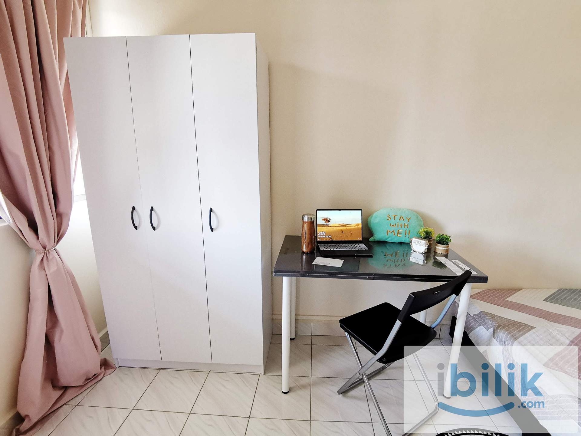 MRT & UCSI - Minimalist Medium Room with Balcony For Rent at Taman Connaught Cheras - Image 3