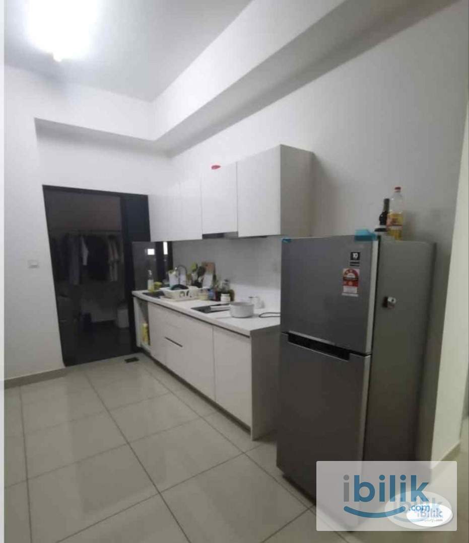 ⭐Female-Unit⭐ Master Room at Glomac Centro, Bandar Utama - Image 3