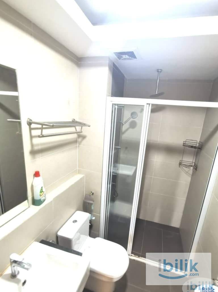 ⭐Female-Unit⭐ Master Room at Glomac Centro, Bandar Utama - Image 4