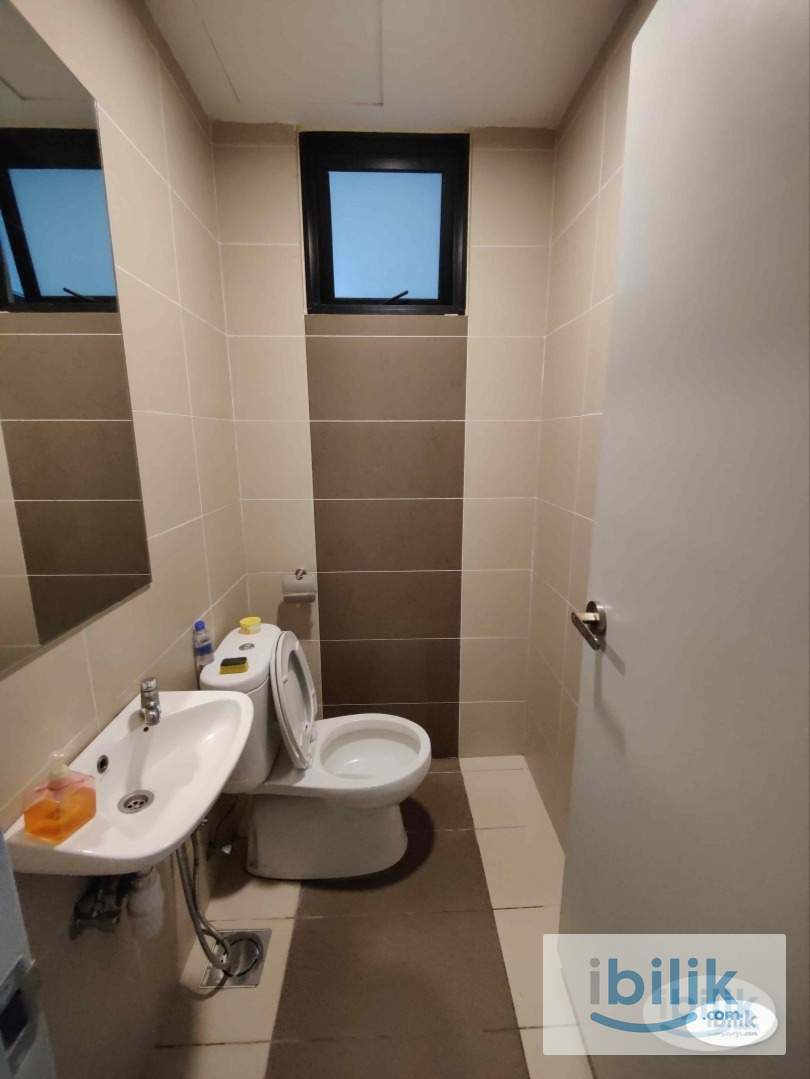 ⭐Female-Unit Fan Rooms with Utilities⭐Single Room at Glomac Centro, Bandar Utama - Image 4