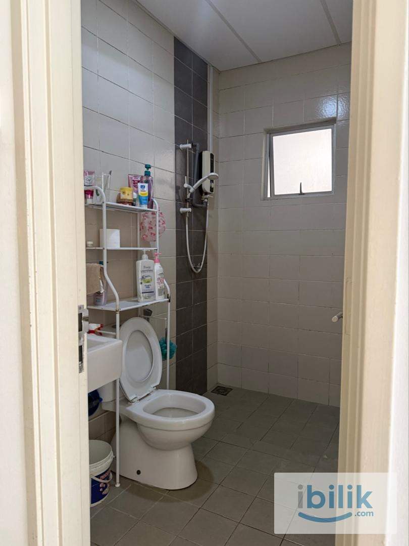 ⭐ Female-Unit ⭐Middle Room at I Residence, Kota Damansara - Image 3
