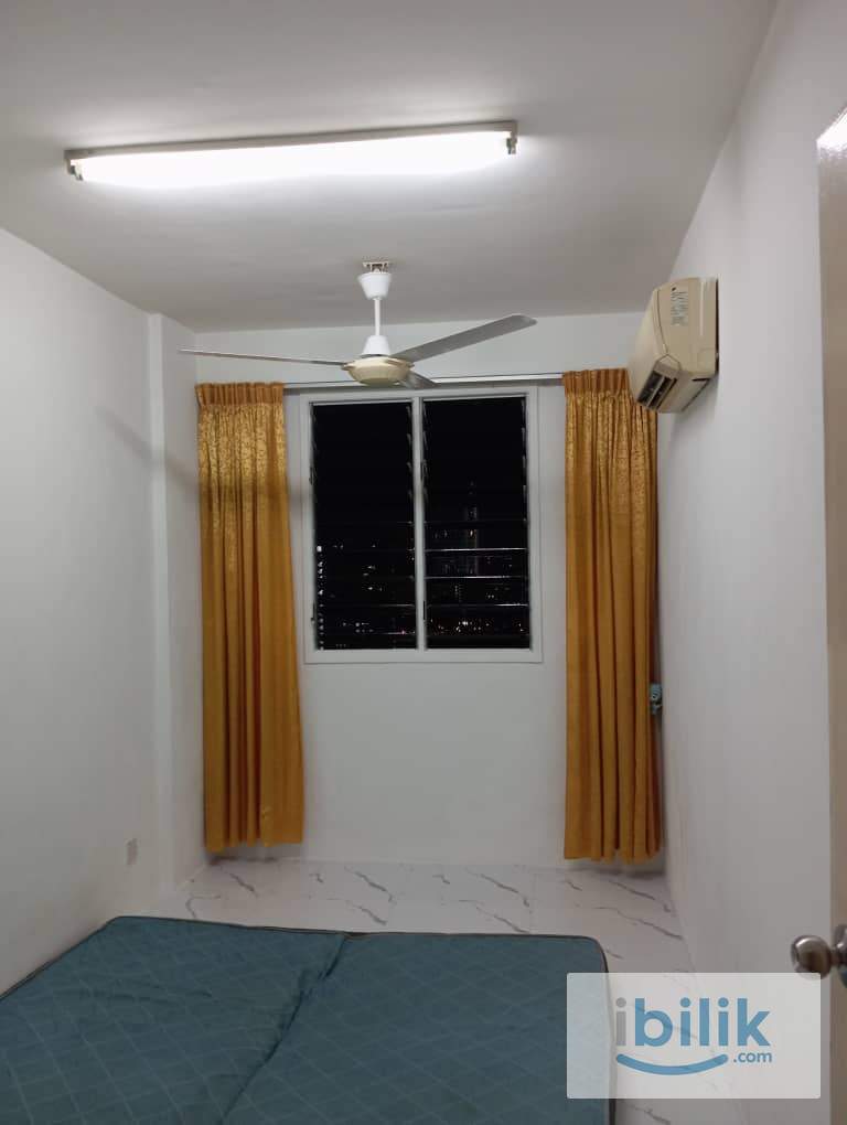 Sri Saujana Georgetown - Cozy Master Room - Image 1