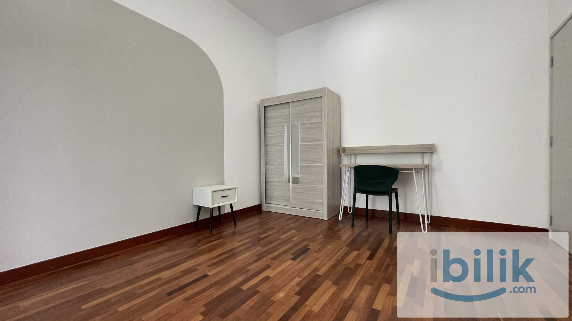 Studio Room - Image 3