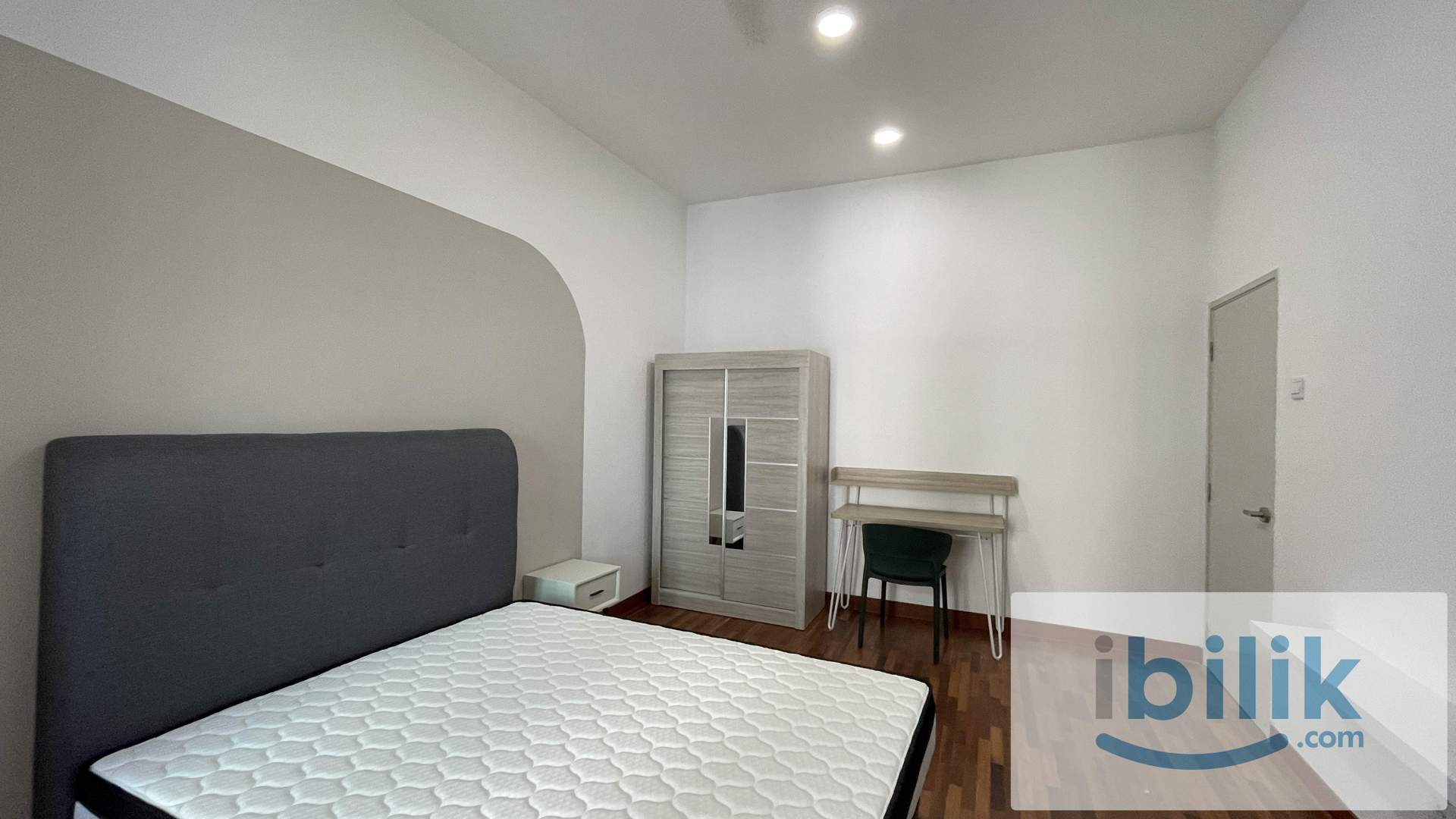 Studio Room - Image 8