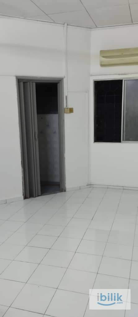 Master Room for Rent - Image 5