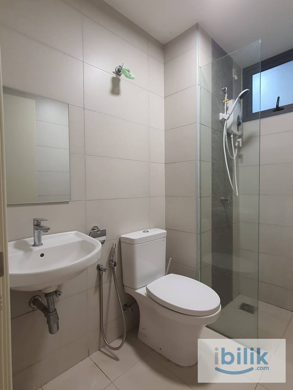 Sfera Residence Female Unit Single Room - 2 min walk to MRT Putra Permai - Image 5