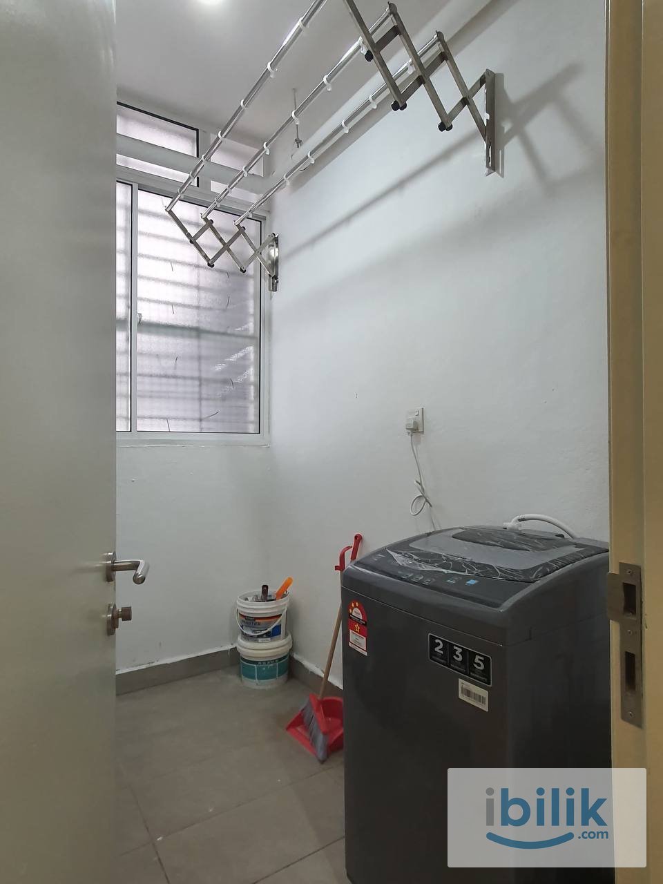Sfera Residence Female Unit Single Room - 2 min walk to MRT Putra Permai - Image 6