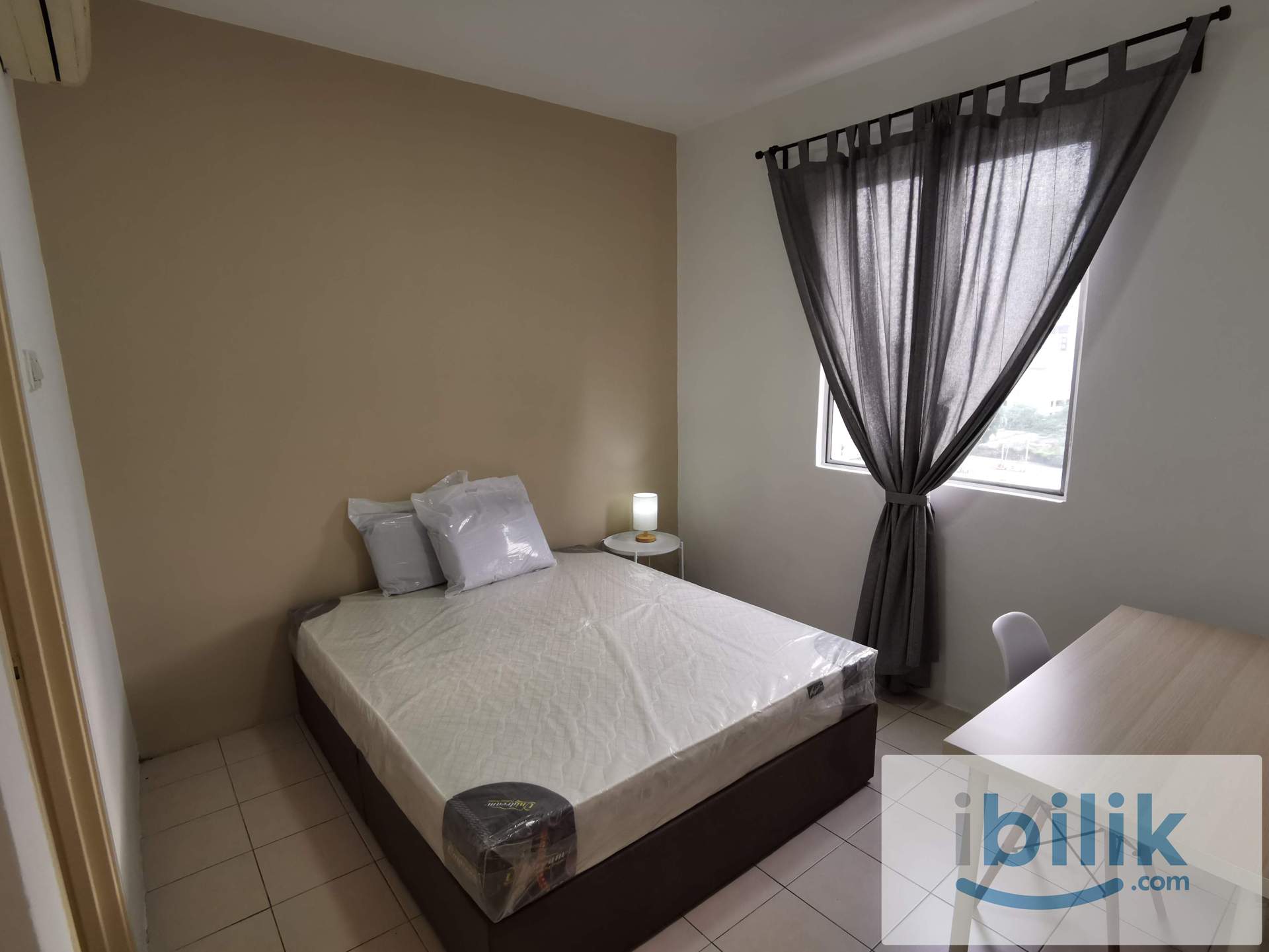 Master Room Female Muslim Unit - CASA SUBANG - Right Infront LRT/ BRT South Quay - Image 1