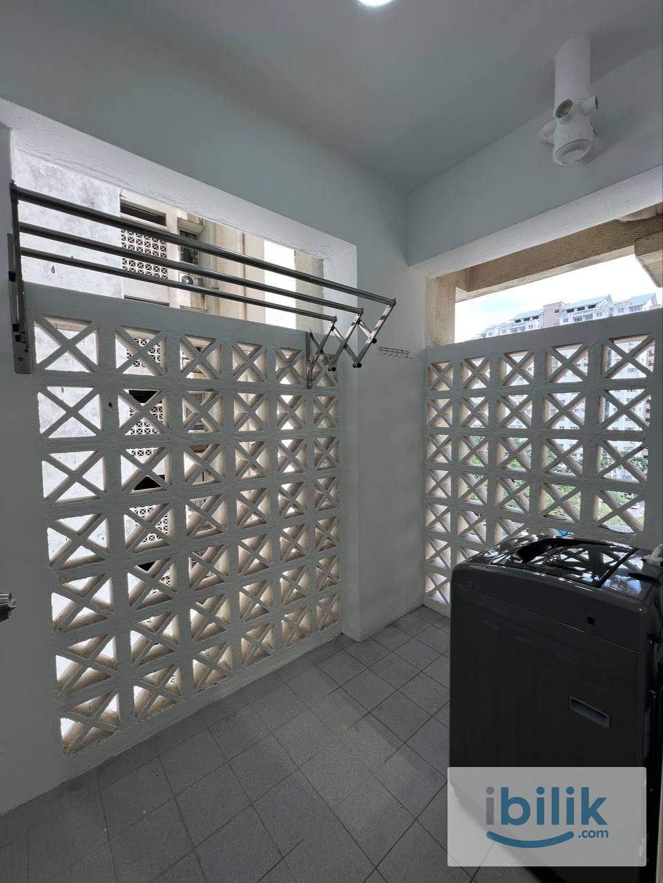 Danau Idaman Female Unit Single Room - Walking distance to Faber Tower  - Image 4