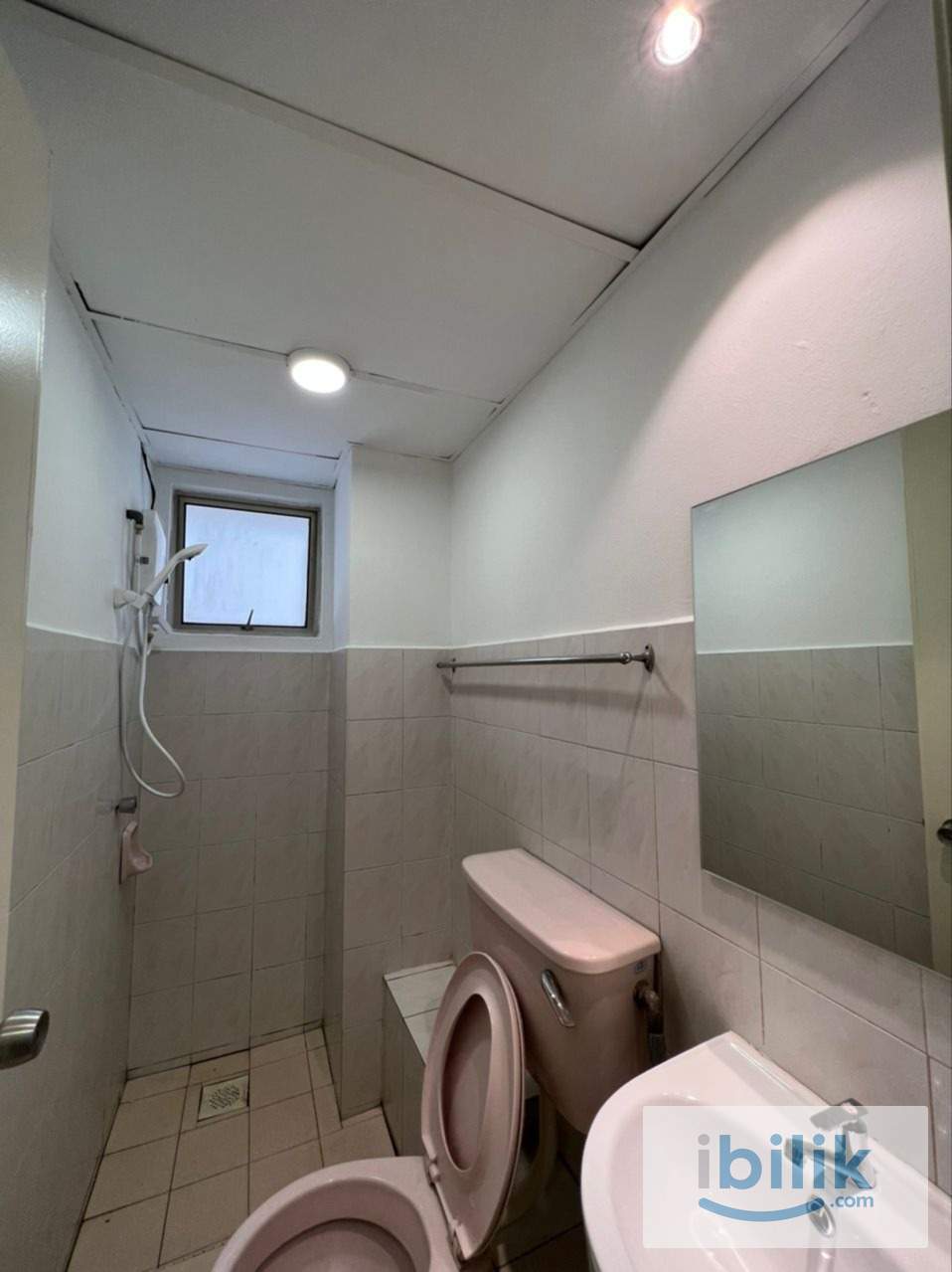 Danau Idaman Female Unit Single Room - Walking distance to Faber Tower  - Image 5