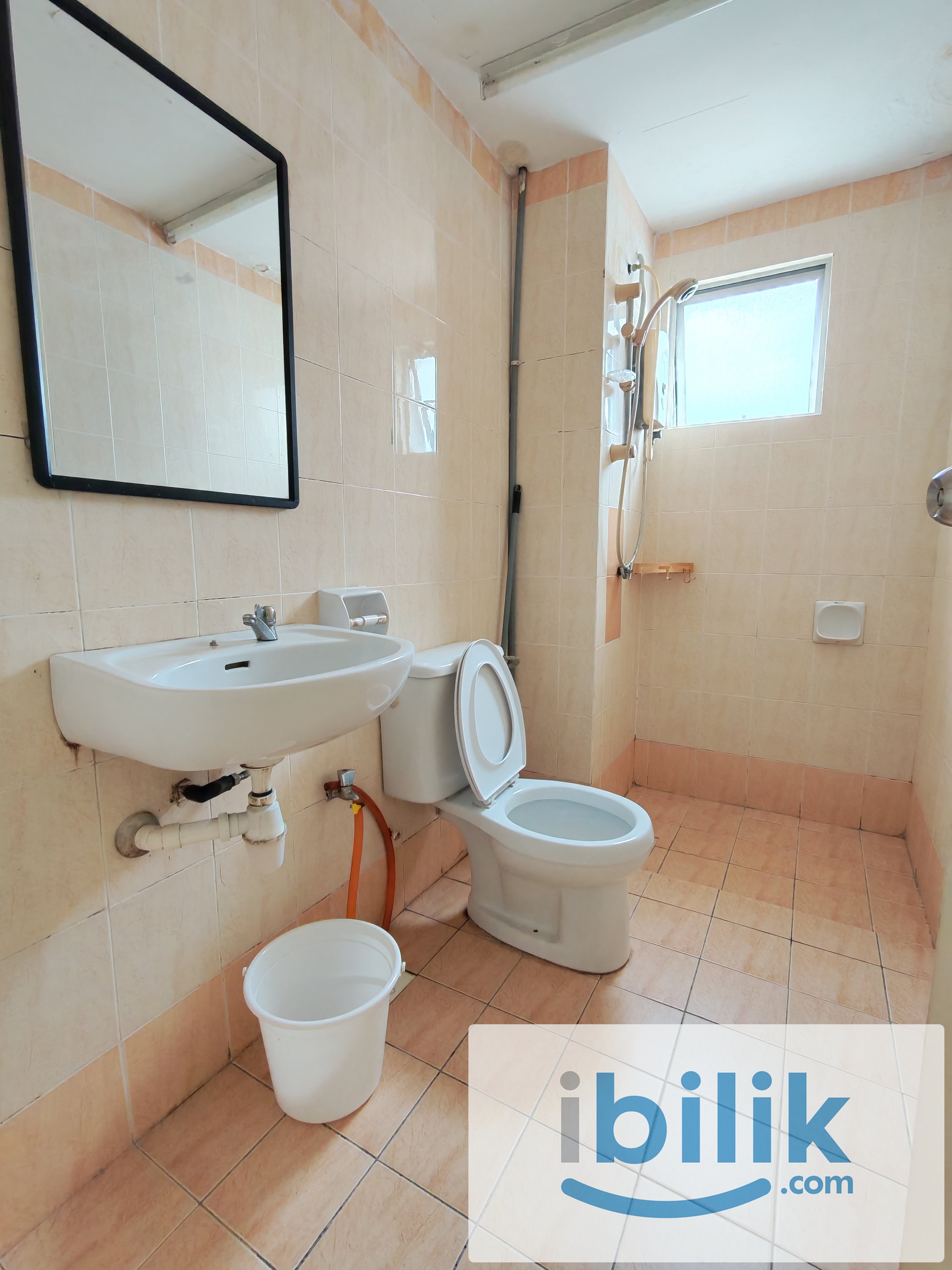 ==Limited Unit==Balcony Bedroom for Rent at SURIAMAS Condominium - Image 3
