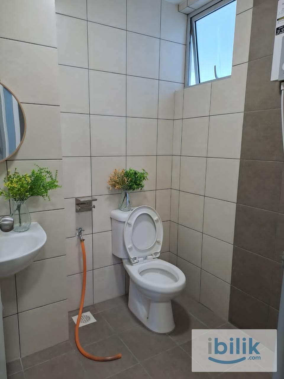 ==Mix Unit==Medium Room for Rent at platinum oug residence  - Image 3