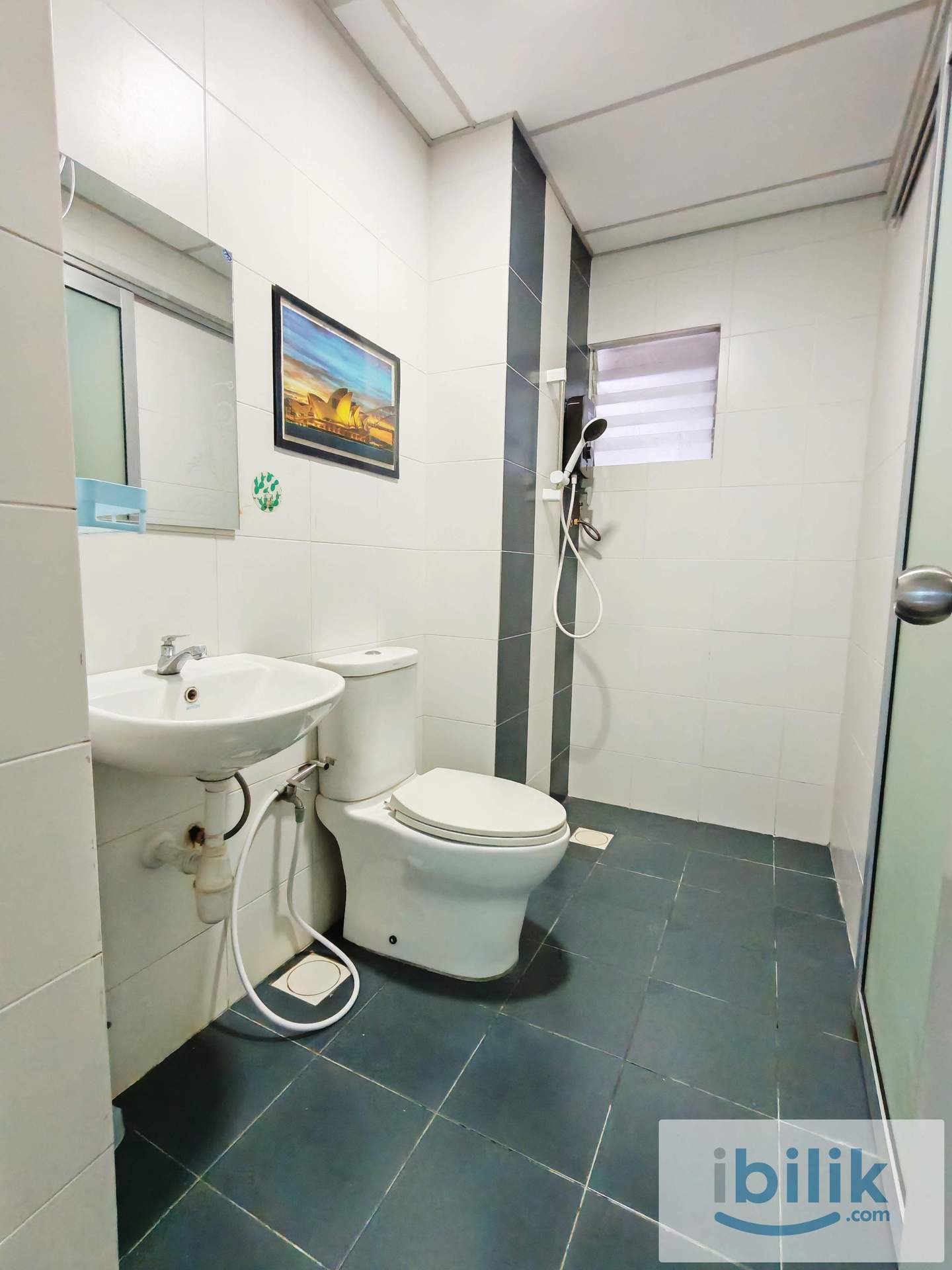 ==Female Only==Medium room for rent at Bukit Jalil  - Image 3