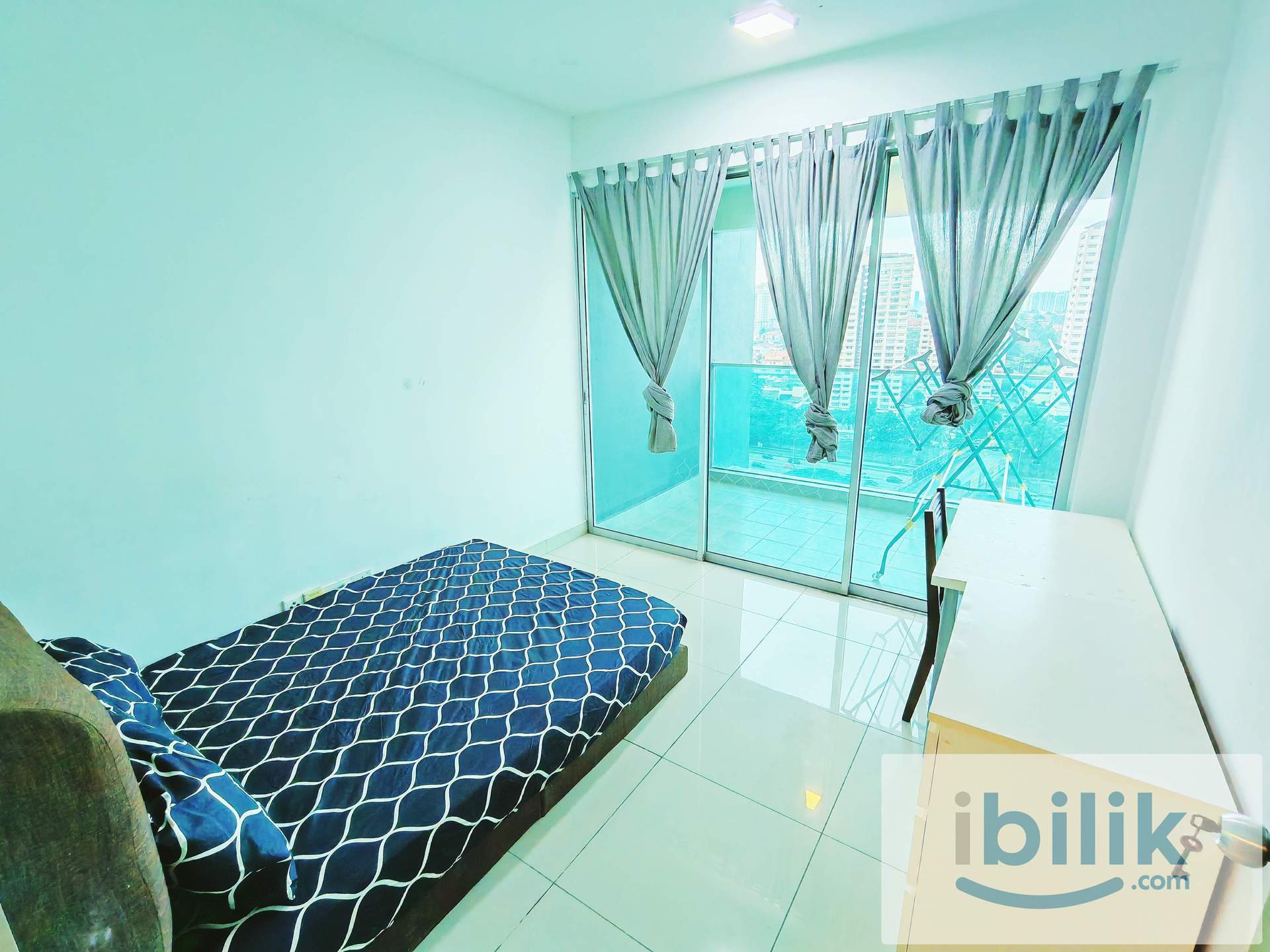 ==Female Unit==Balcony Room for rent at👉 Bukit Jalil  - Image 1