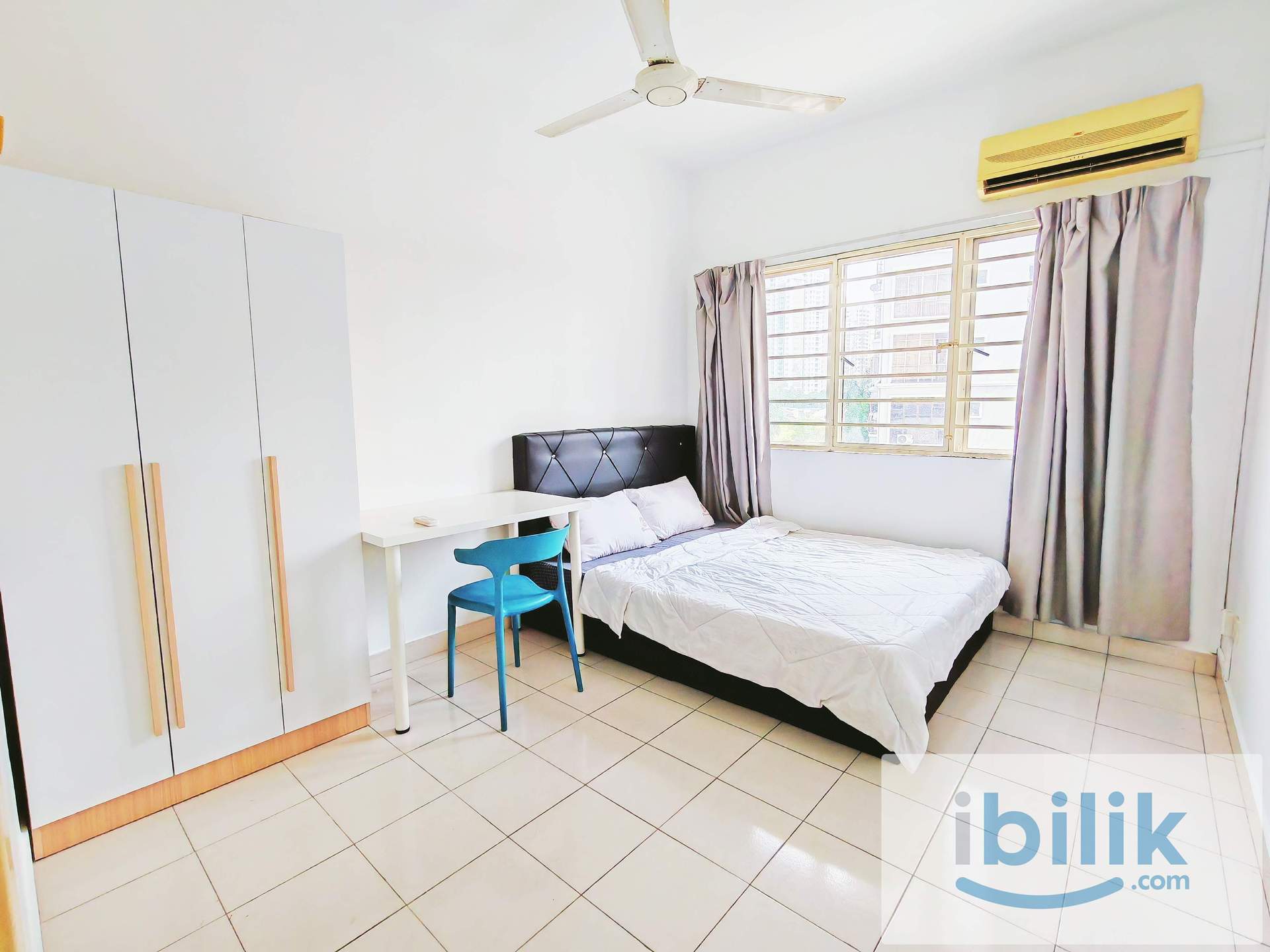 ==Mix Unit==Medium Room for Rent at Suriamas Condominium - Image 1