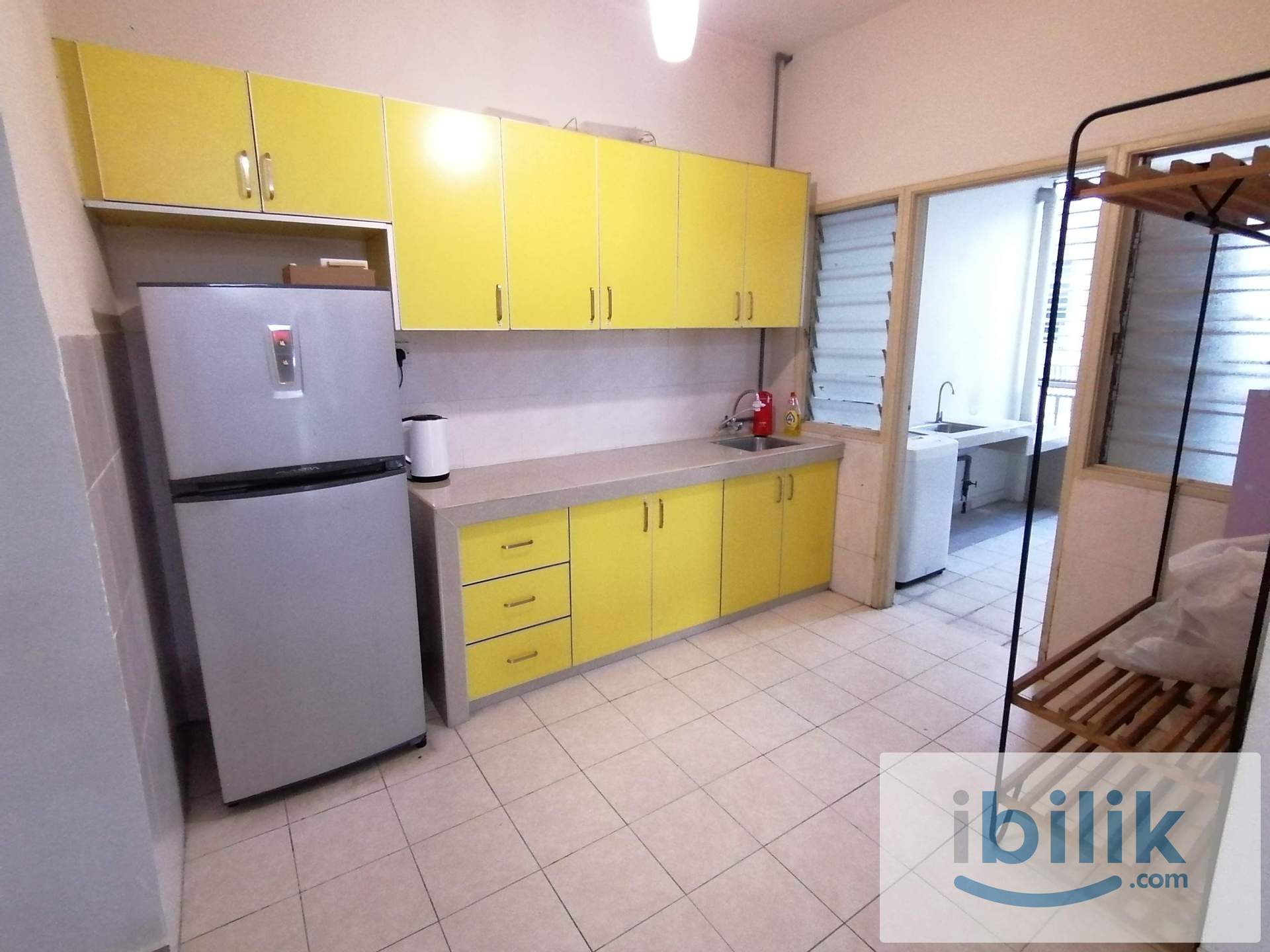 ==Mix Unit==Medium Room for Rent at SuriaMas Condominium  - Image 3