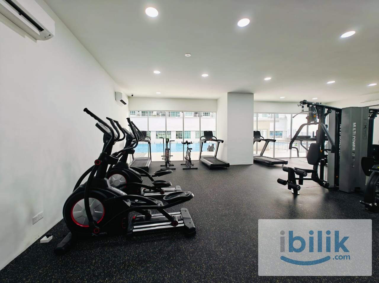 **INCLUDE UTILITY** Fully Furnished Balcony Room - Image 3