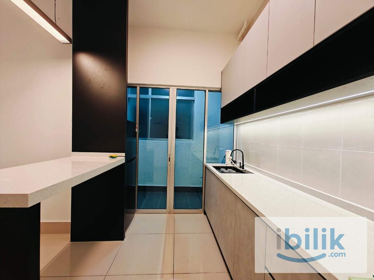 **INCLUDE UTILITY** Fully Furnished Balcony Room - Image 8