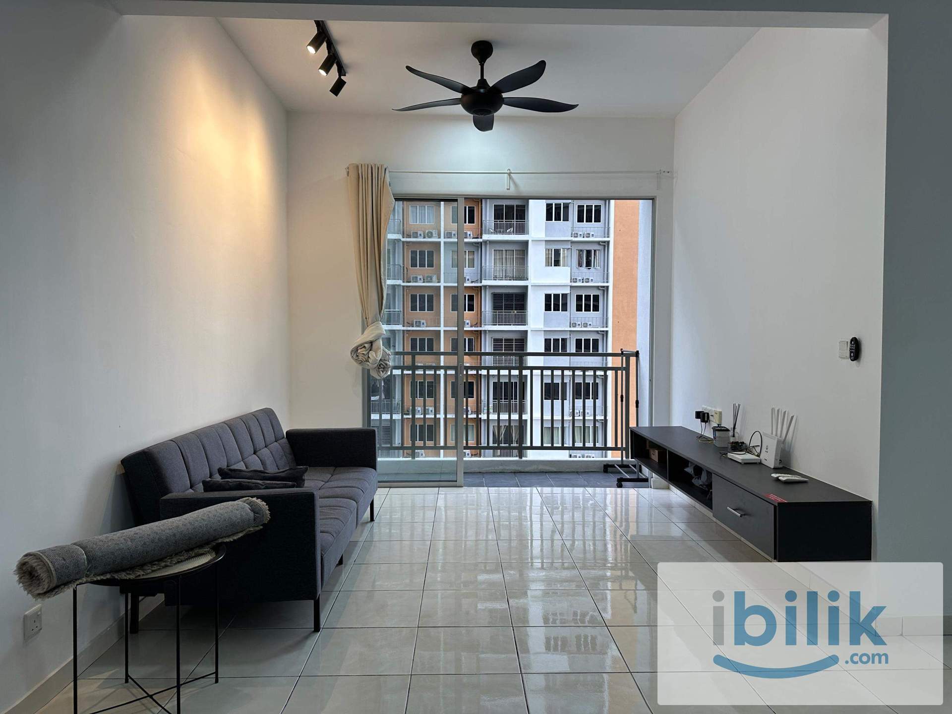 FULLY FURNISHED 3 Bedroom Apartment near Kajang 2 - Image 1
