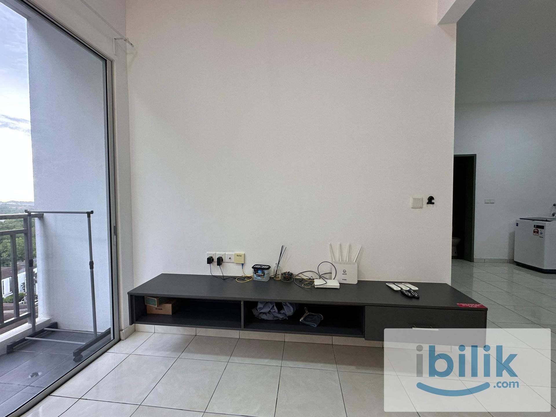 FULLY FURNISHED 3 Bedroom Apartment near Kajang 2 - Image 8