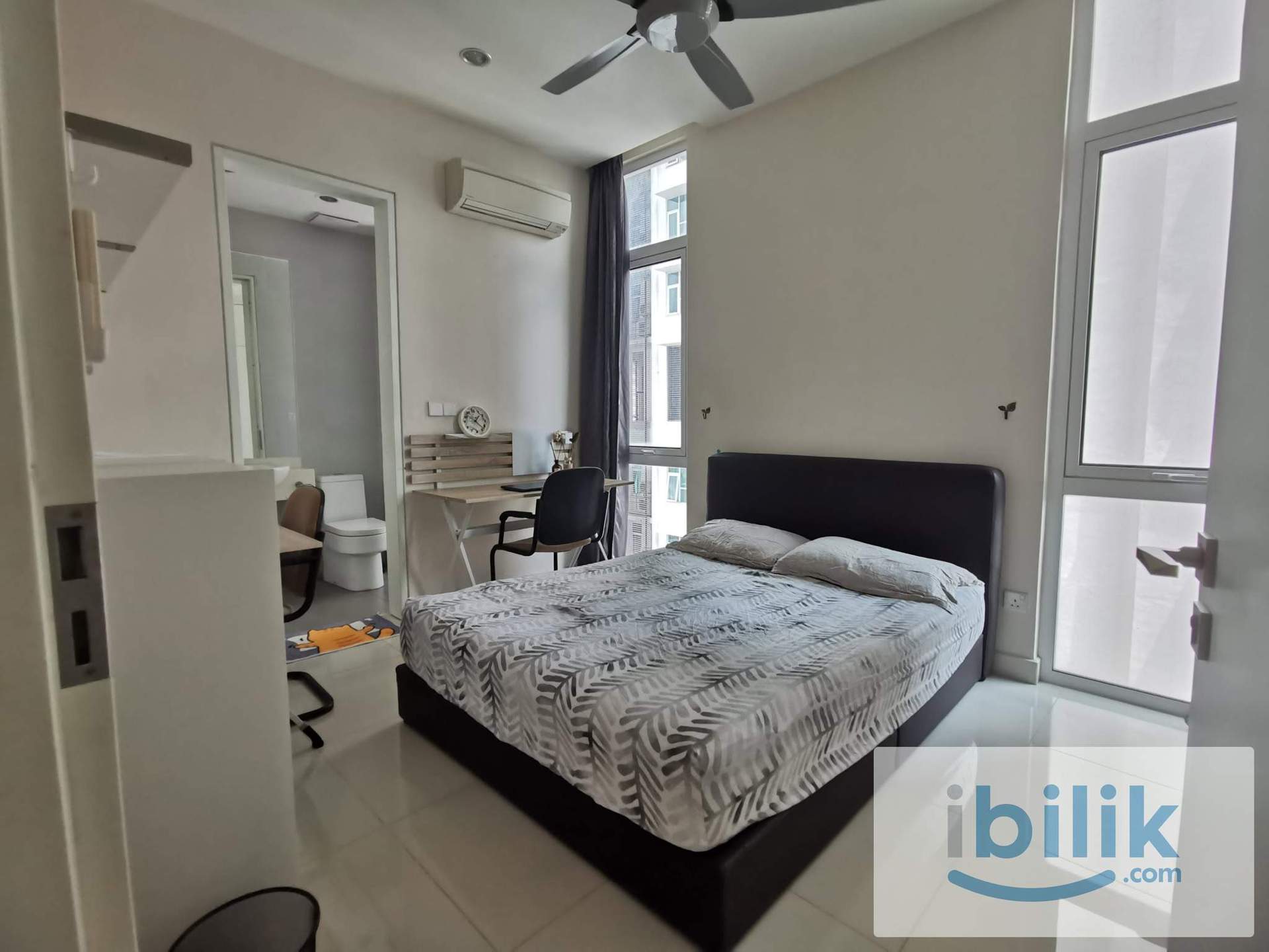A-18-D1/Medium Ensuite Room - Image 4