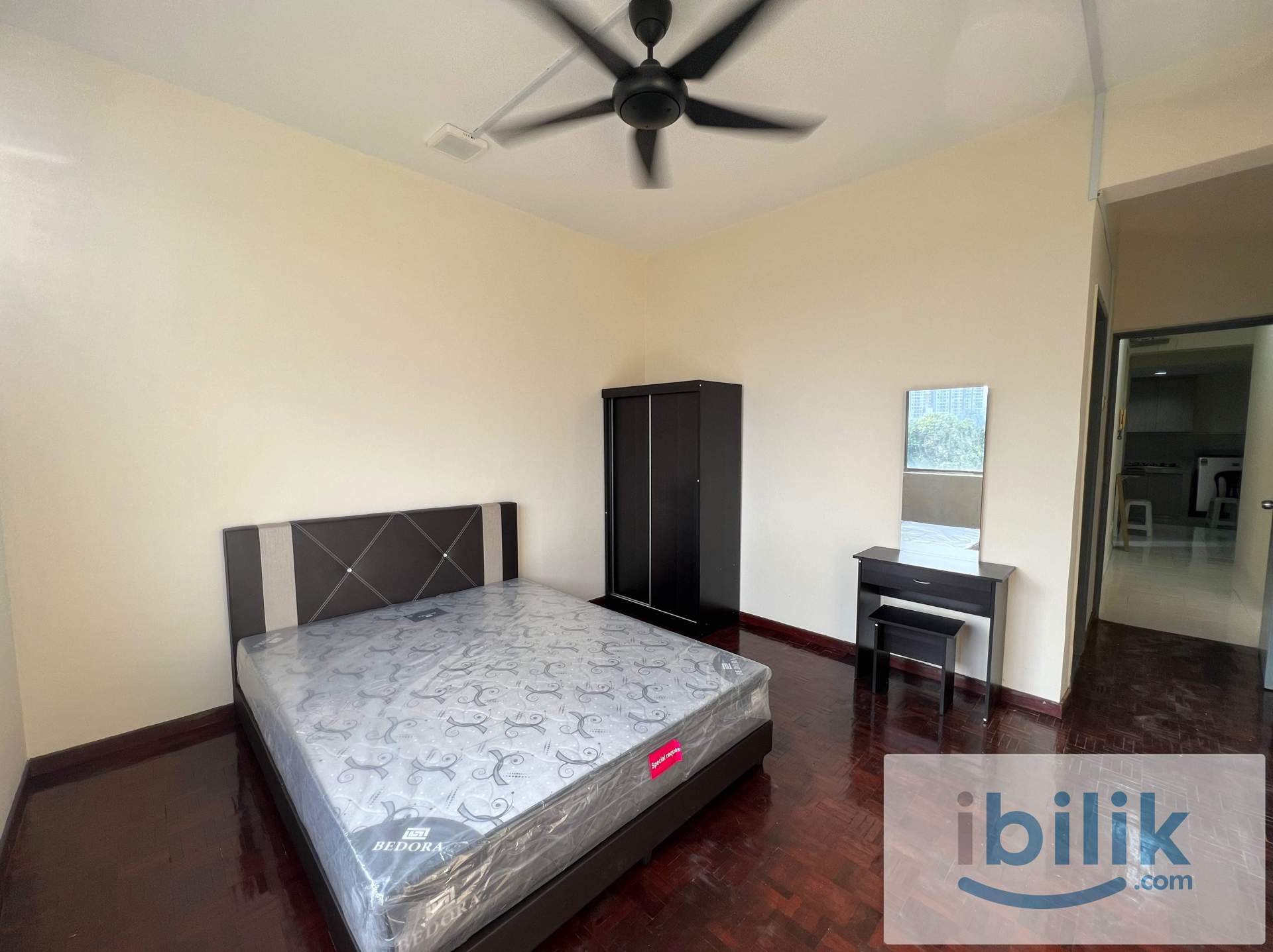 Fully Furnished Master Bedroom at Bukit OUG condo - Image 2