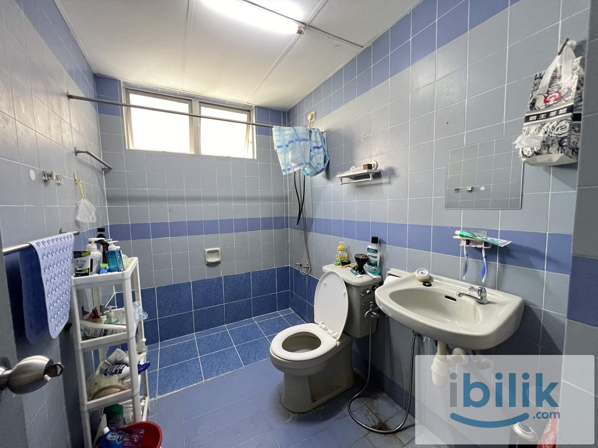 Fully Furnished Master Bedroom at Bukit OUG Condo - Image 2