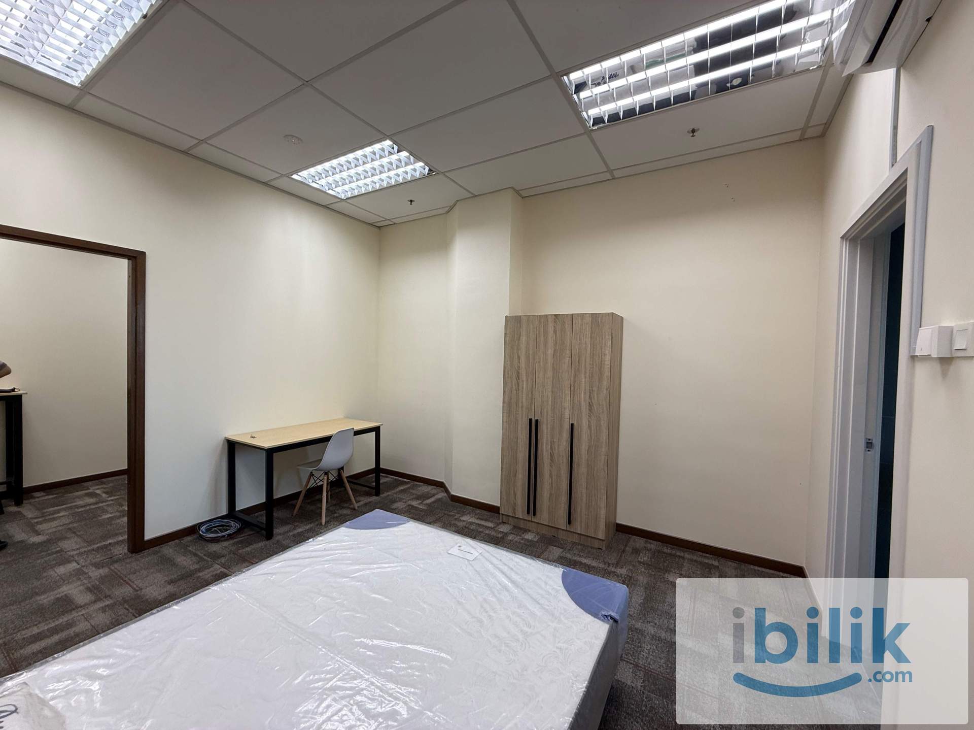 Master bedroom for Rent @ Verve Suites KL South, Old Klang Road - Image 3