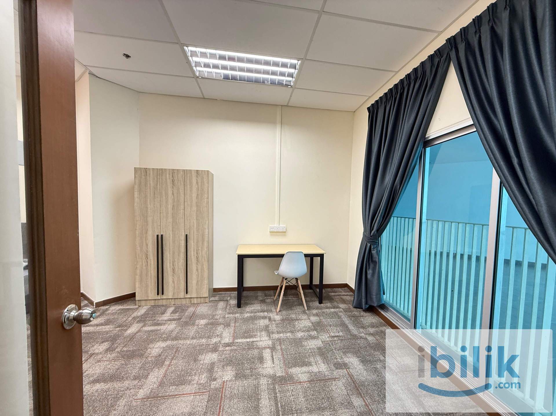 Bedroom 1 for Rent @ Verve Suites KL South, Old Klang Road - Image 2