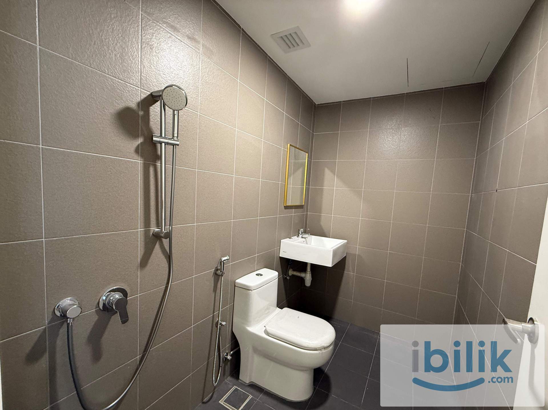 Bedroom 3 for rent @ Verve Suites KL South, Old Klang Road - Image 4