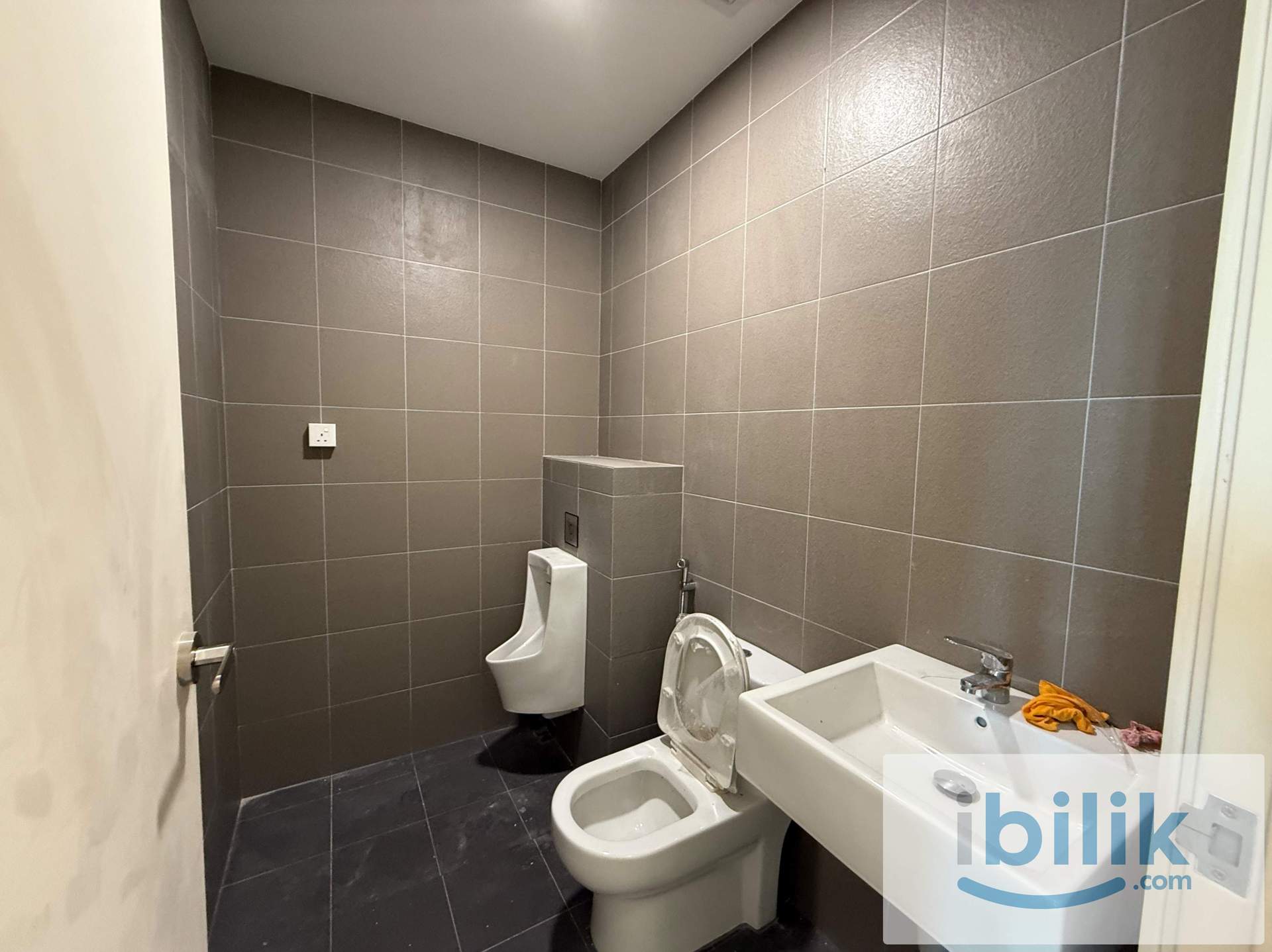 Bedroom 3 for rent @ Verve Suites KL South, Old Klang Road - Image 6