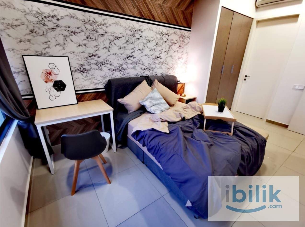 Master room,Fully furnished , free wifi, free cleaning common area - Image 1