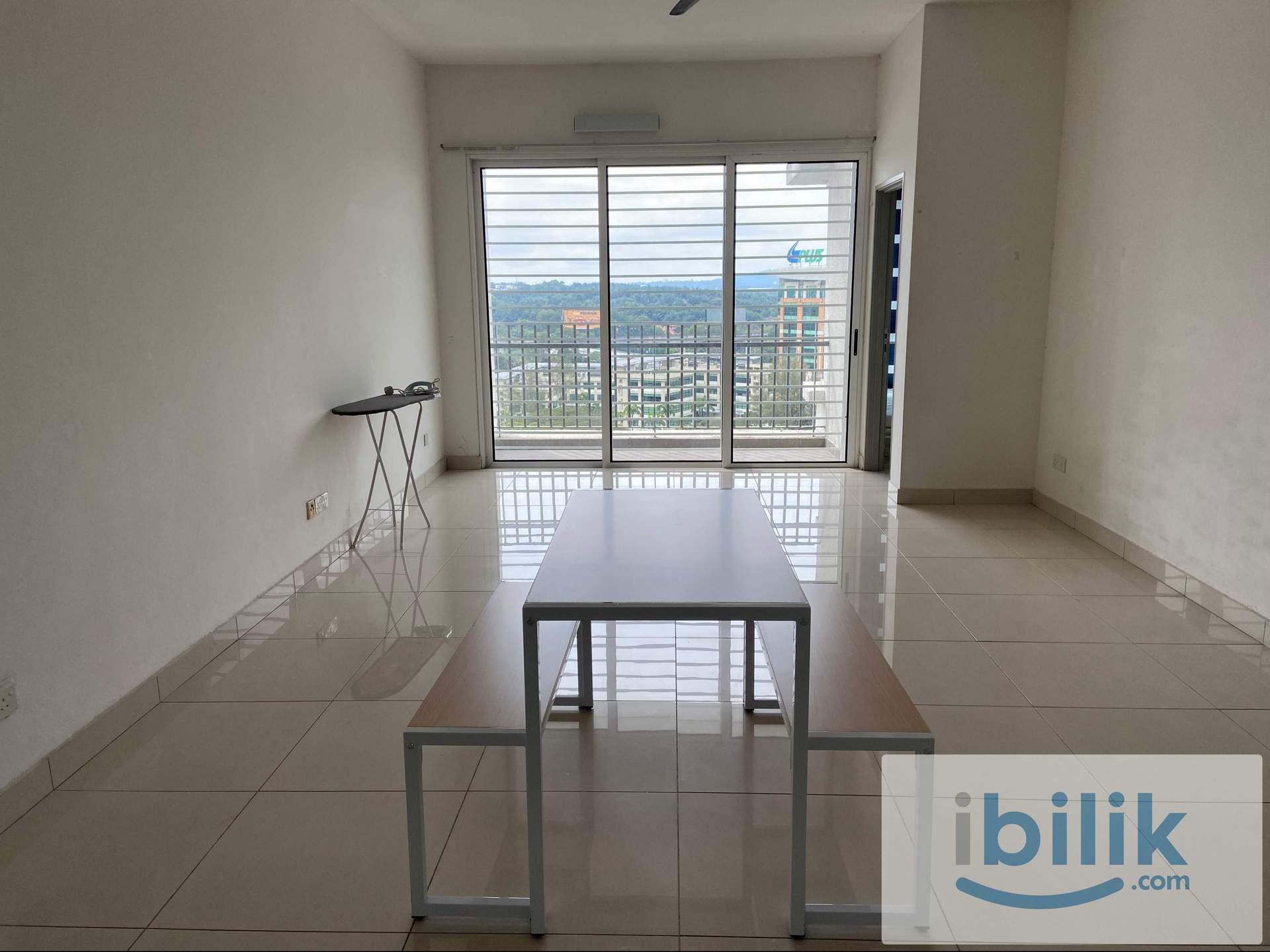 Sharing master bedroom for rent at Zenith Residences, SS7 Kelana Jaya - Image 7