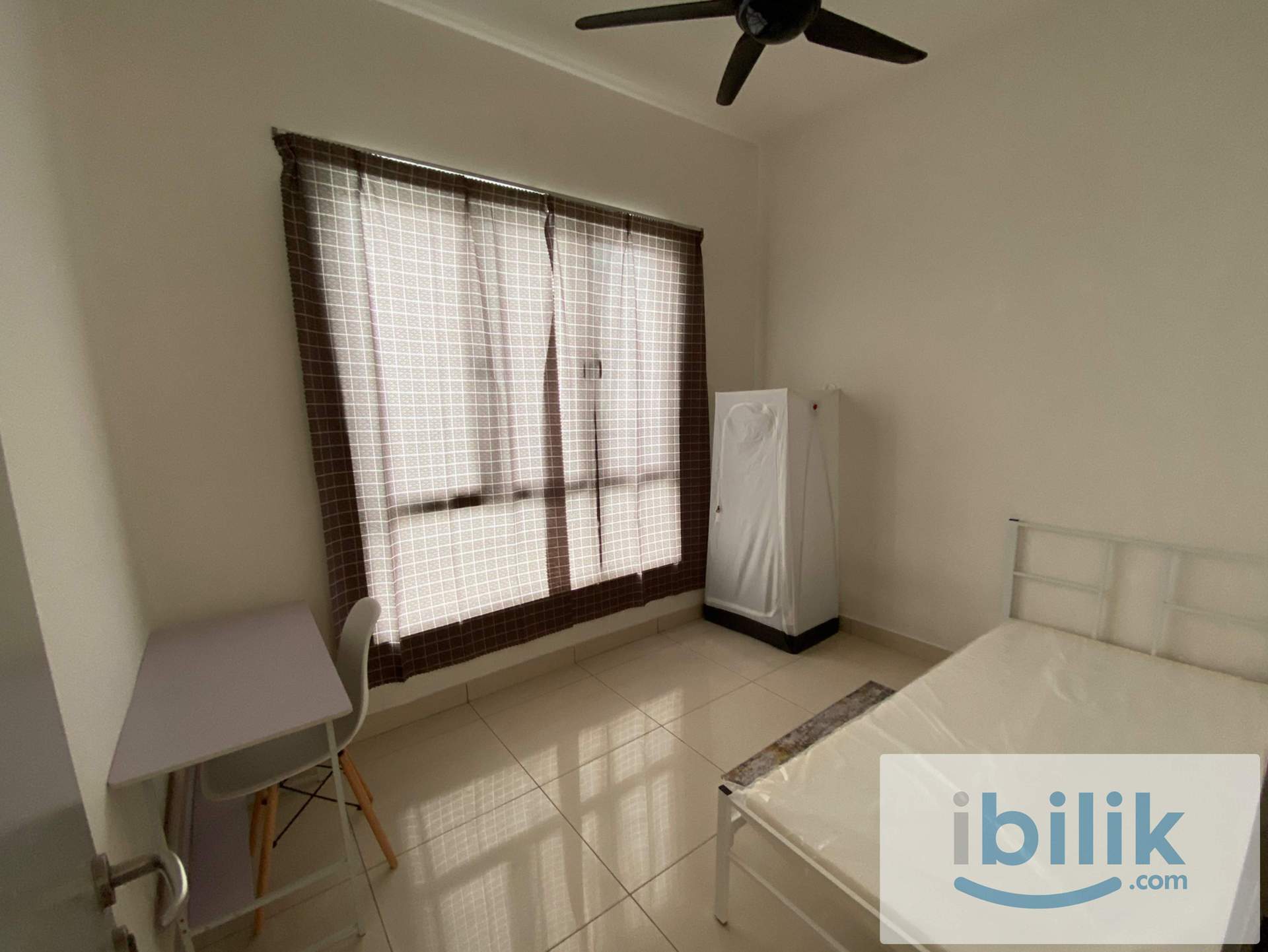 Single private room for rent at Zenith Residences, SS7 Kelana Jaya - Image 1