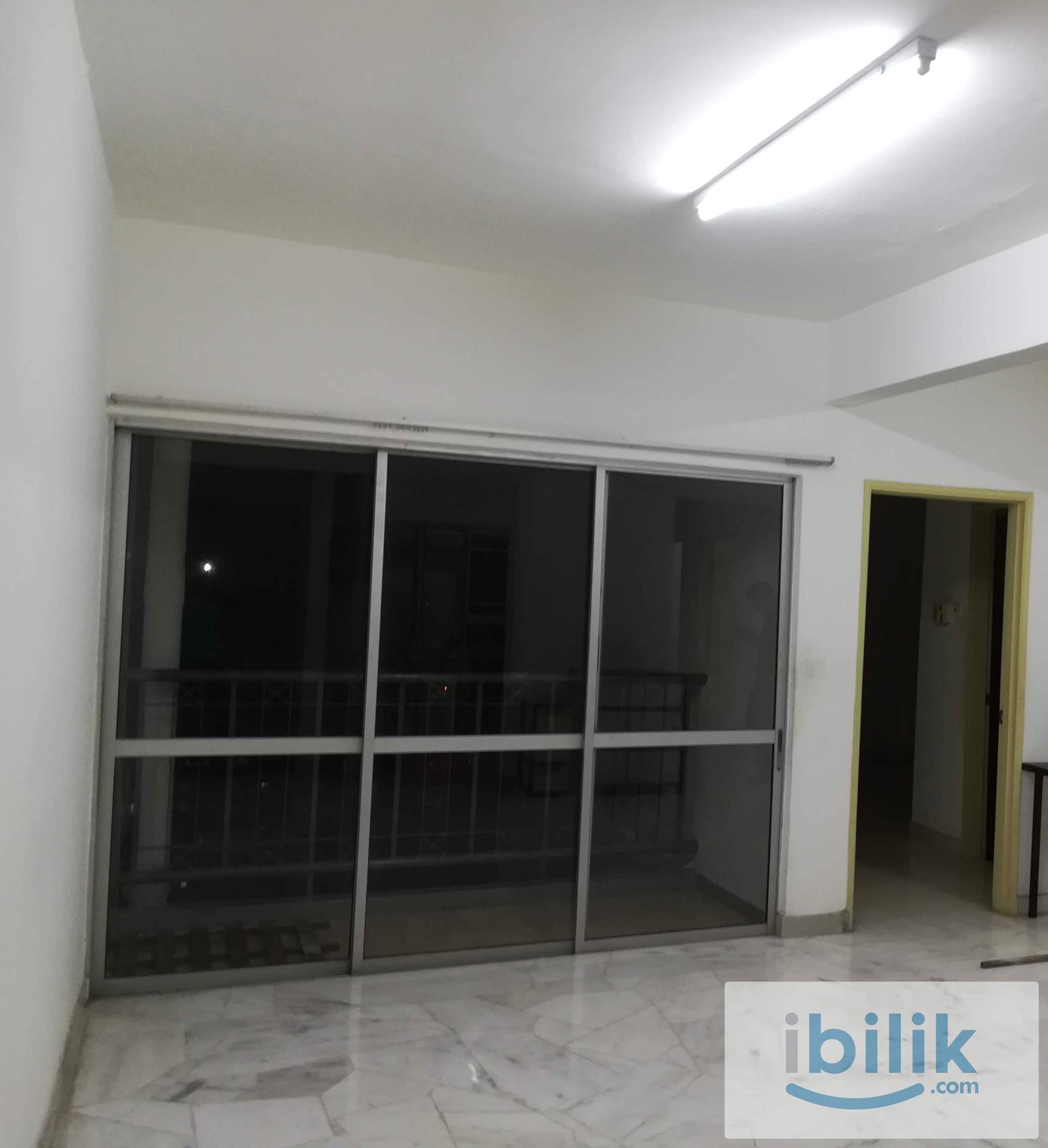 medium room - Image 1