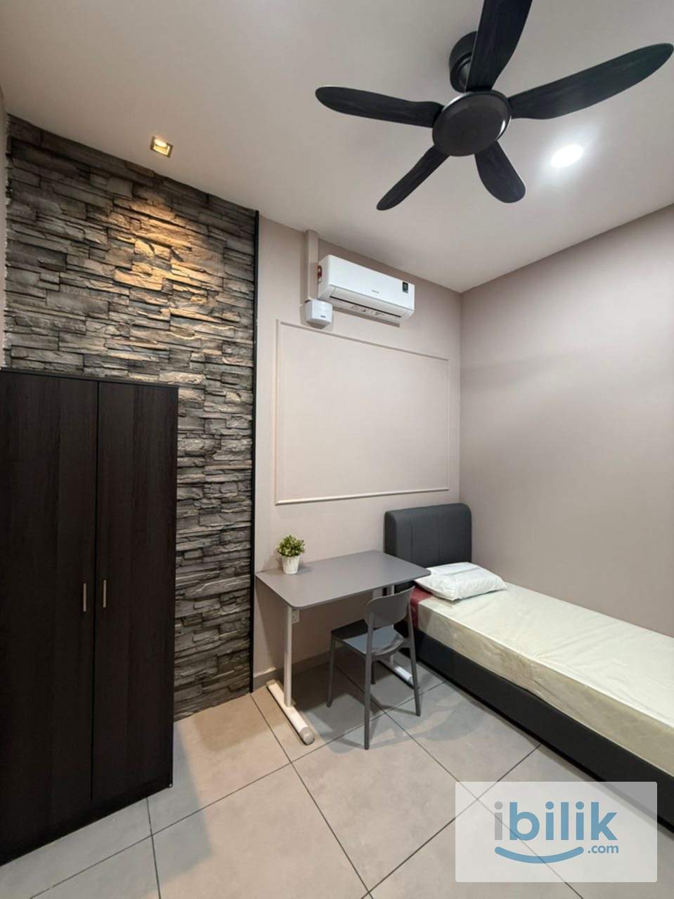🏠Single room for rent @ OKR (Female only) - Image 3