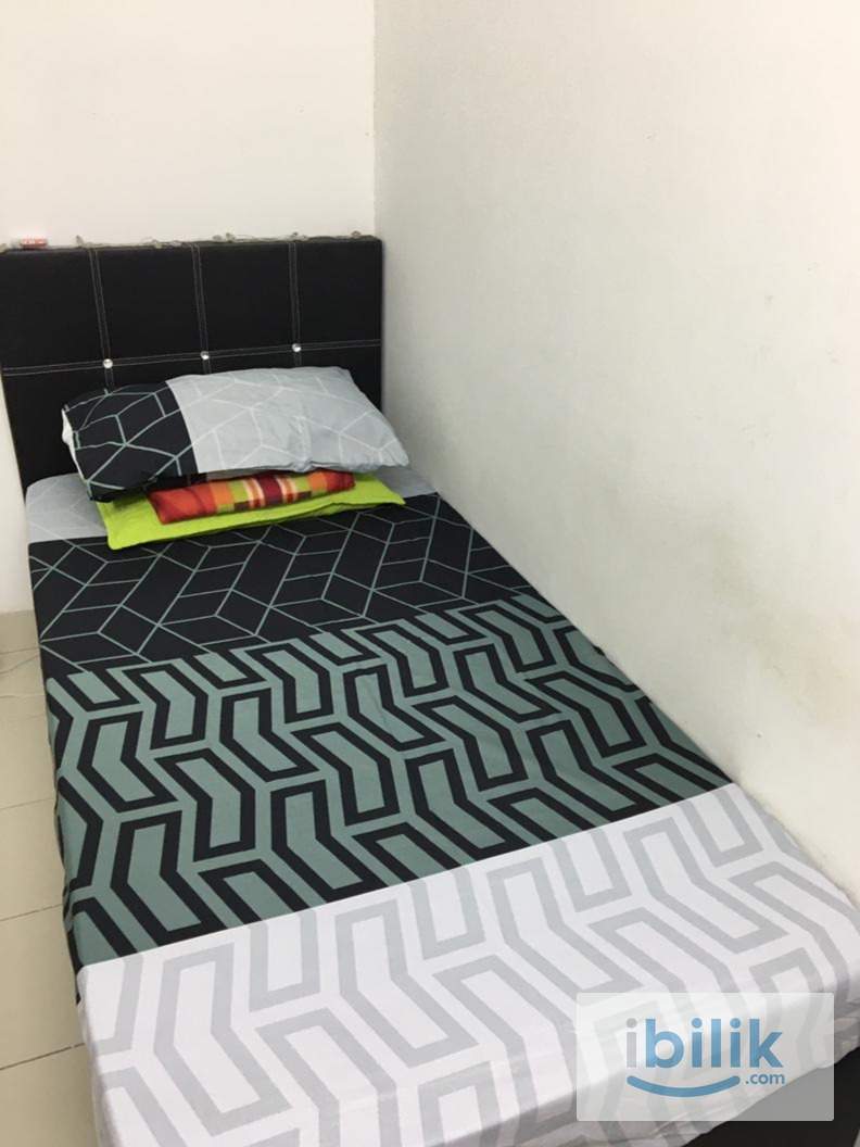 Fully Furnished Single Room at Block A07-20 Lake View Suite@Mount Austin - Image 1