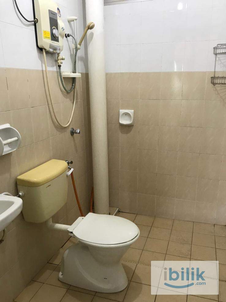 Fully Furnished Single Room at Block A07-20 Lake View Suite@Mount Austin - Image 3