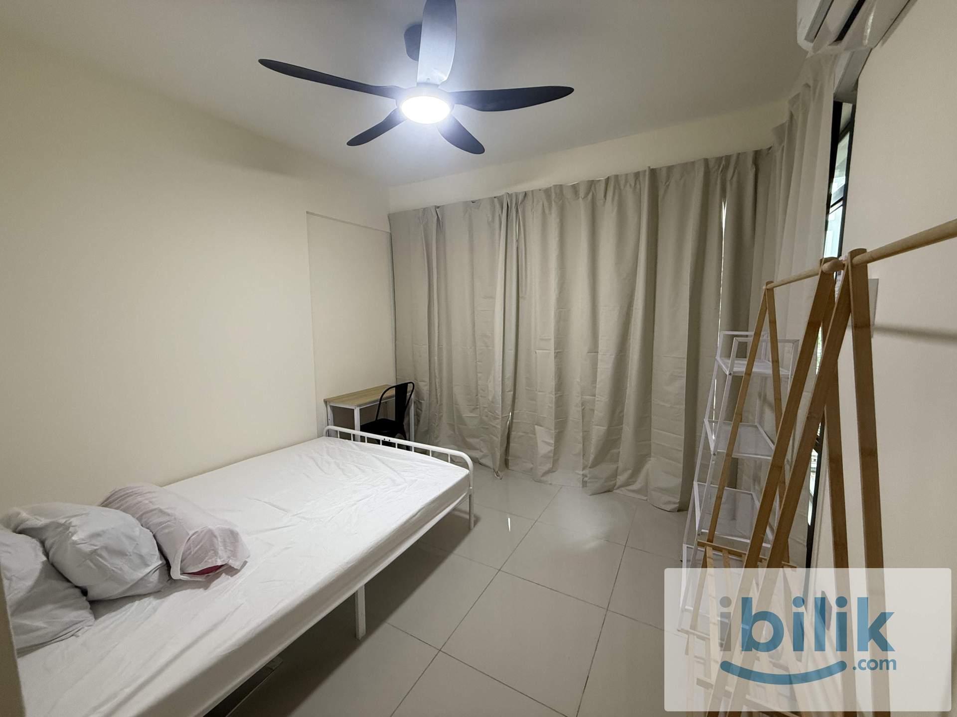 Master Room for Male at One Damansara Condo - near MRT - Image 2
