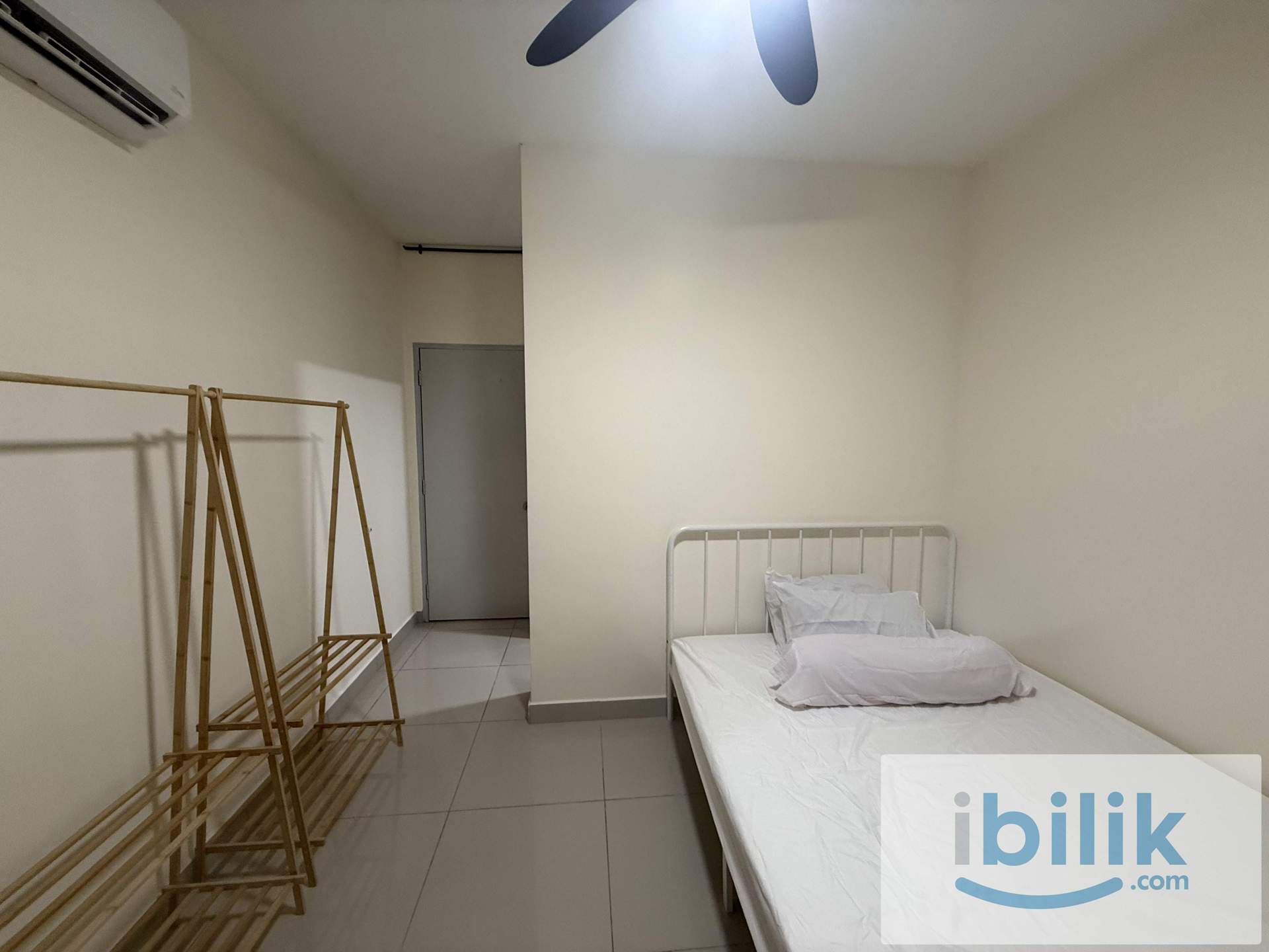 Master Room for Male at One Damansara Condo - near MRT - Image 3