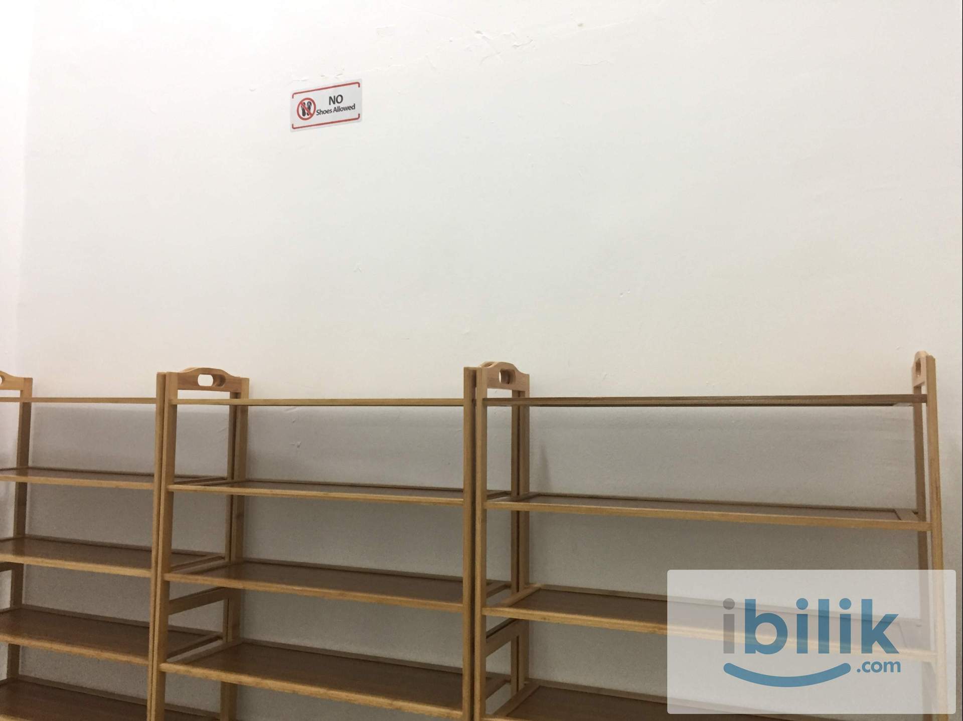 FEMALE ROOM ONLY, Sg Besi LRT Station, Lake Fields, TBS, Trillium  - Image 5