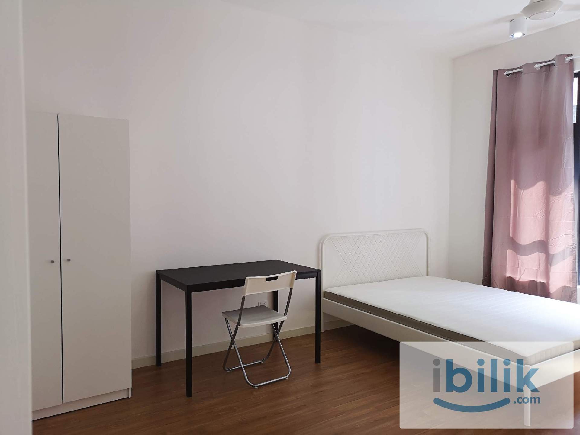 F.Furniture Masterbedroom with Private Bathroom at Casa Green @ Bukit Jalil (7 min walking distance to LRT Muhibah) - Image 1