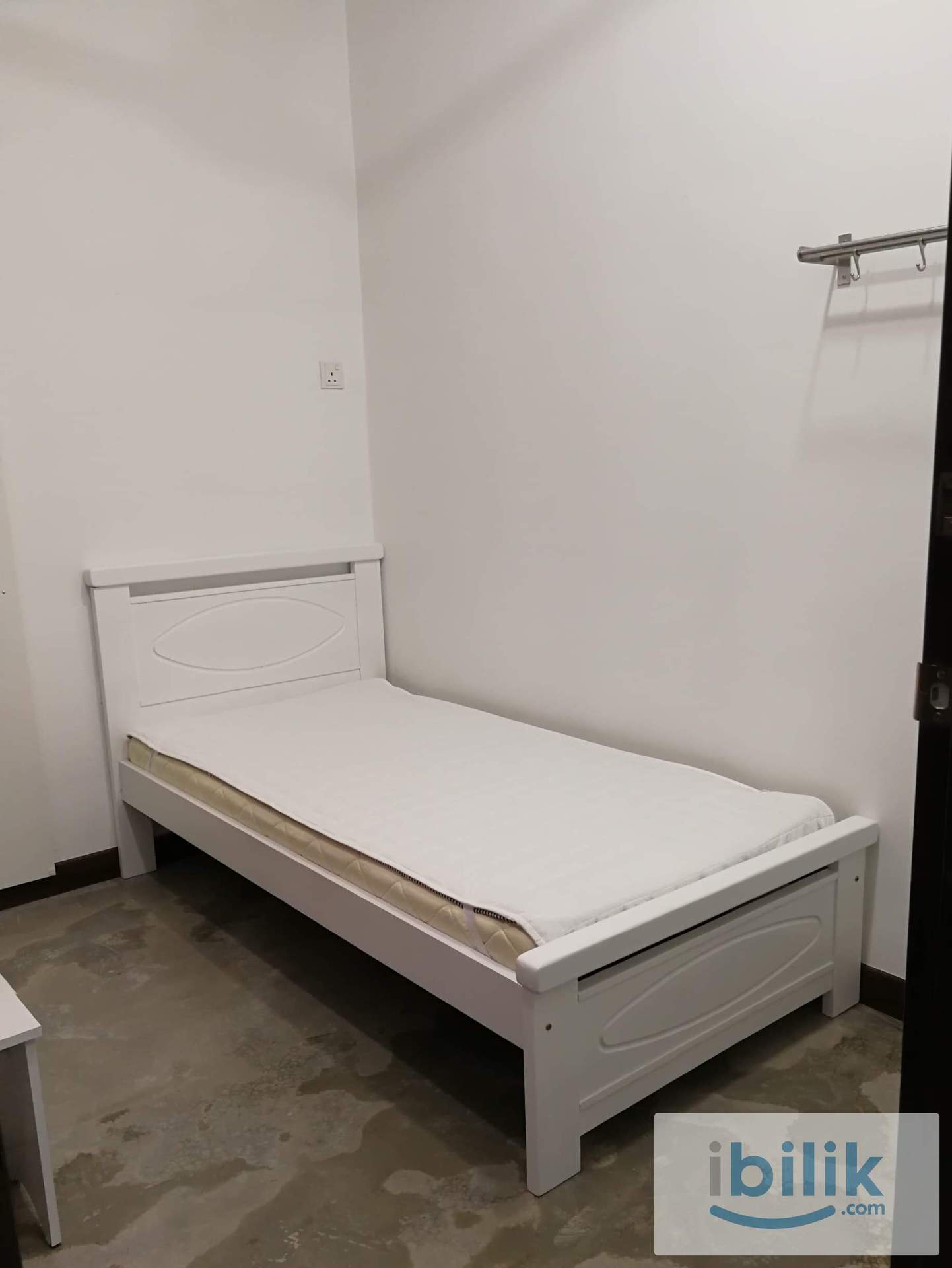SS3 Small Room Available - Image 1
