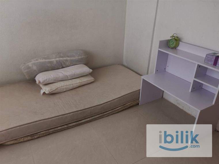 Middle Room - Image 1