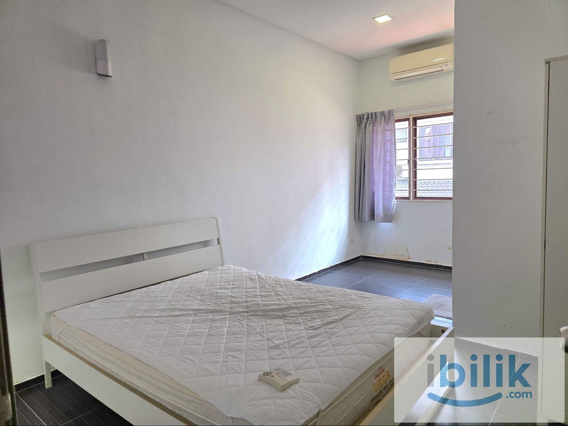 F.Furniture Middle Bedroom with AC at Sunway SPK Damansara (next to Desa Parkcity, Menjalara, LDP) - Image 2